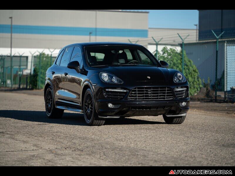 2013 Porsche Cayenne GTS AWD