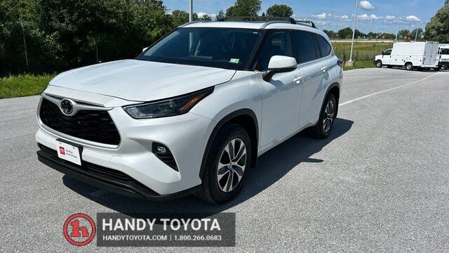 2023 Toyota Highlander XLE AWD