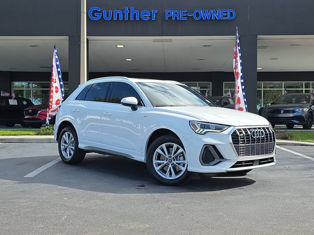 2024 Audi Q3 quattro Premium S Line 45 TFSI