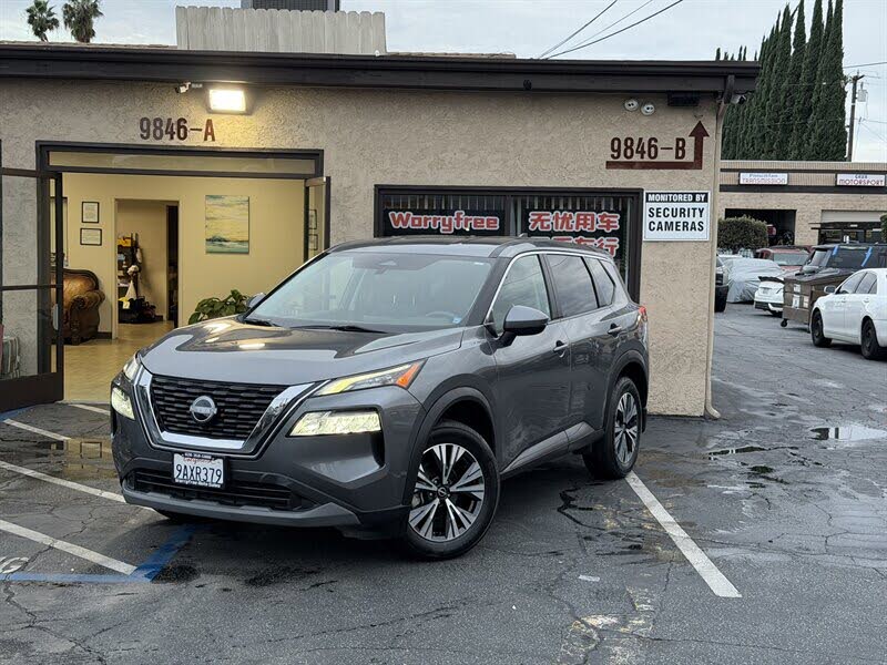 2022 Nissan Rogue SV FWD
