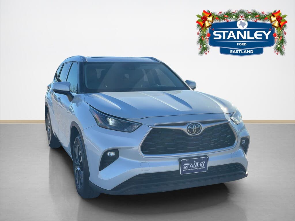 2022 Toyota Highlander XLE FWD