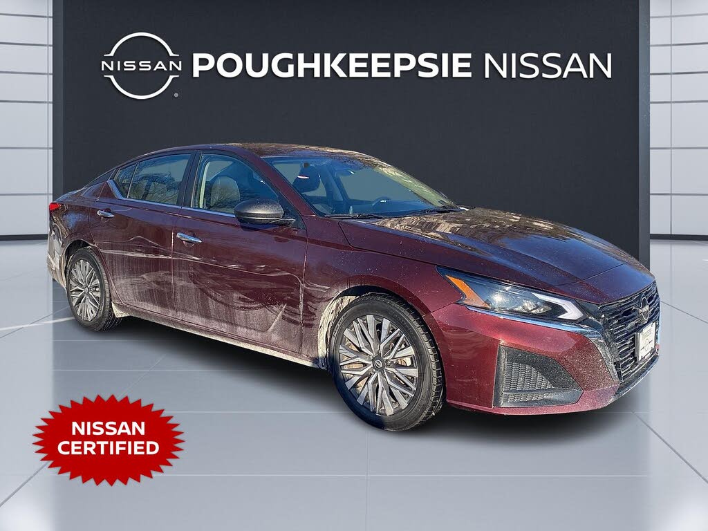 2024 Nissan Altima 2.5 SV FWD