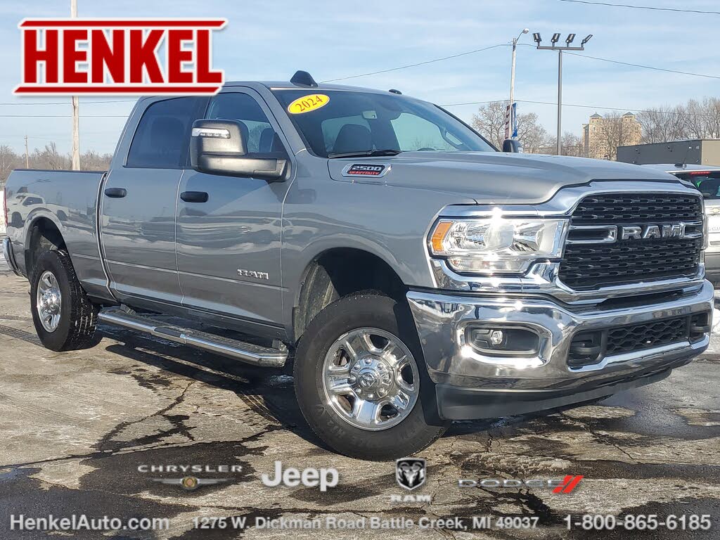 2024 RAM 2500 Big Horn Crew Cab 4WD