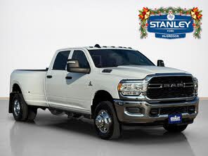 RAM 3500 Tradesman Crew Cab LB DRW 4WD