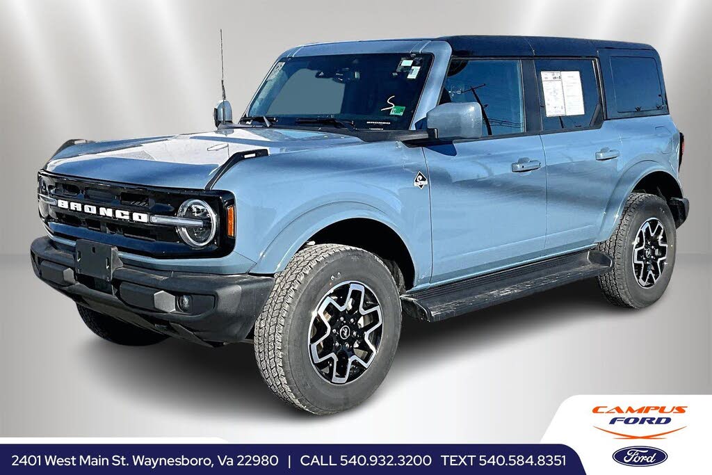 2025 Ford Bronco Outer Banks 4-Door 4WD