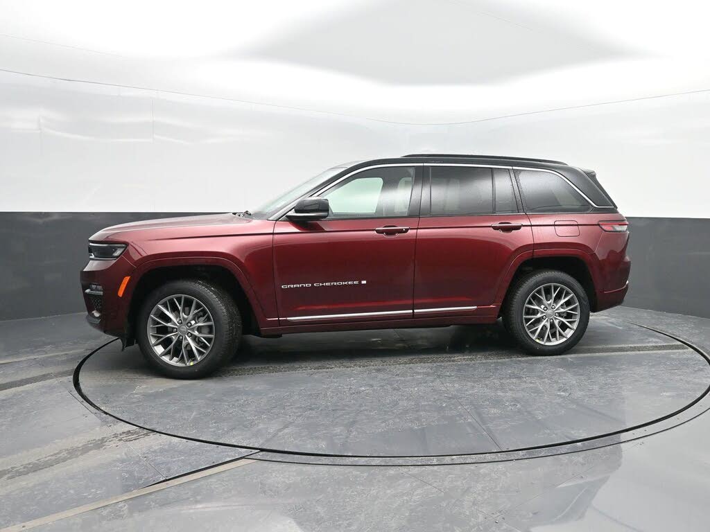 2025 Jeep Grand Cherokee Summit 4WD