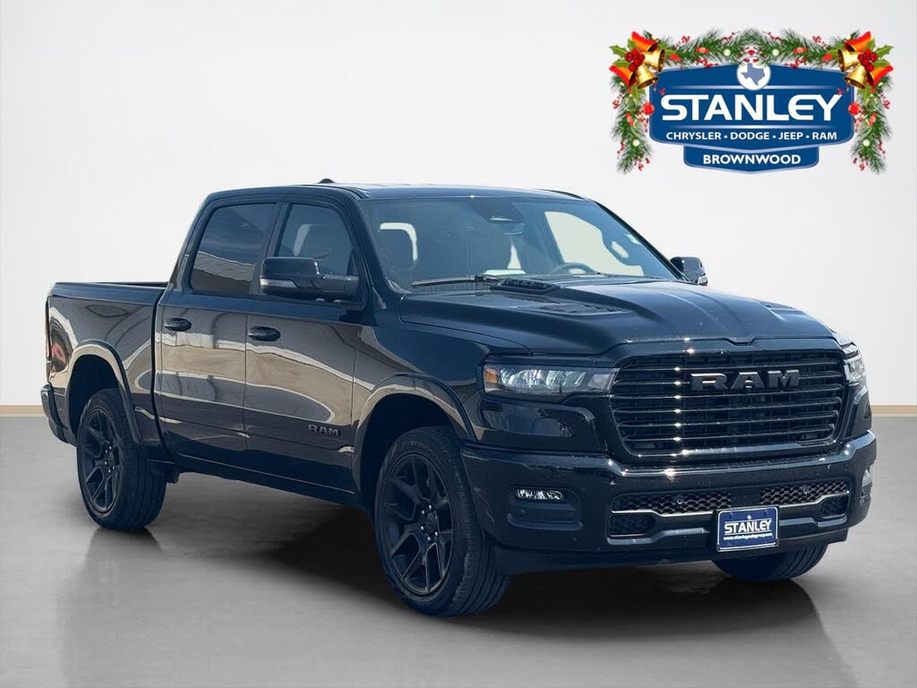 2025 RAM 1500 Laramie Crew Cab 4WD