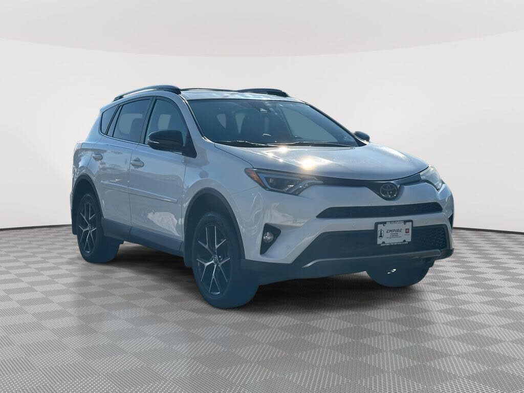 2018 Toyota RAV4 SE AWD