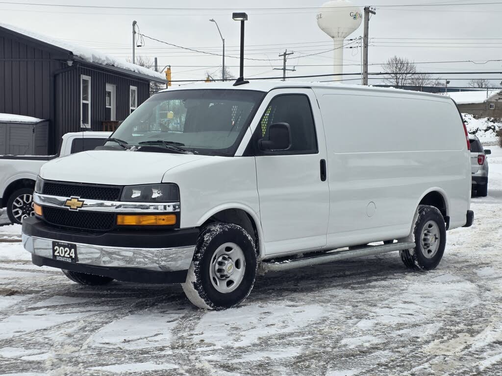 2024 Chevrolet Express Cargo 2500 RWD