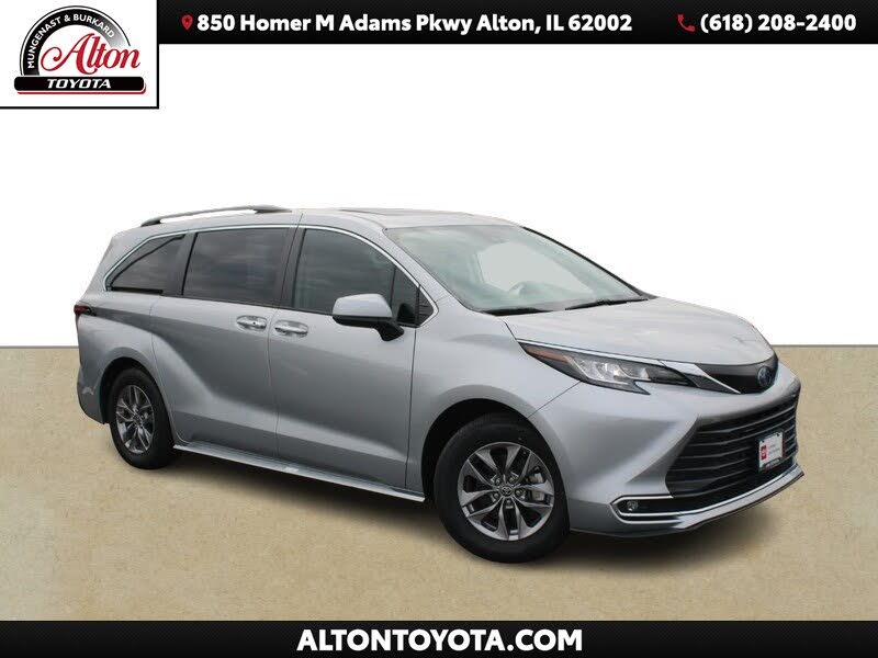 2023 Toyota Sienna XLE 7-Passenger FWD