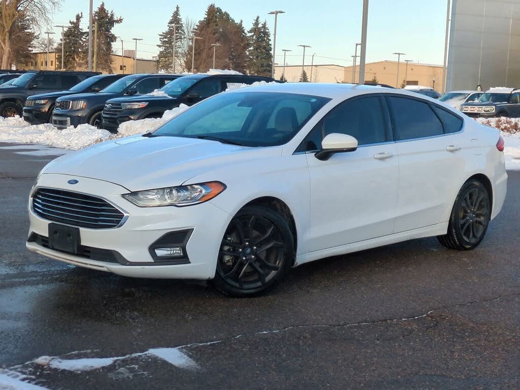 2020 Ford Fusion SE FWD