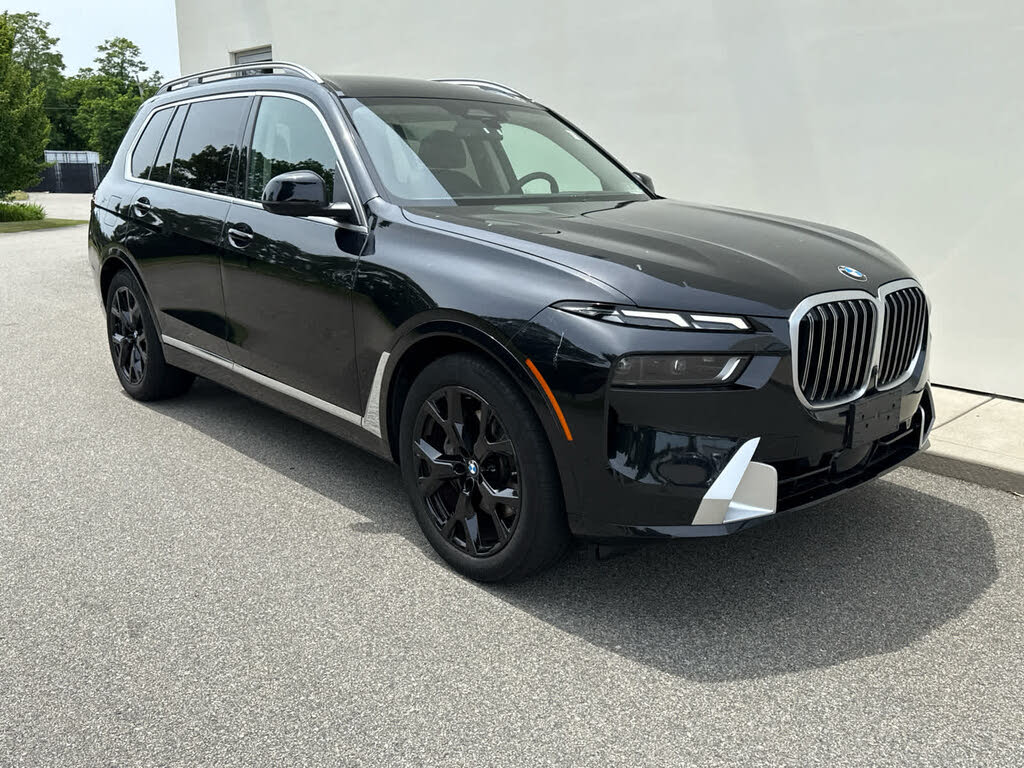2023 BMW X7 xDrive40i AWD