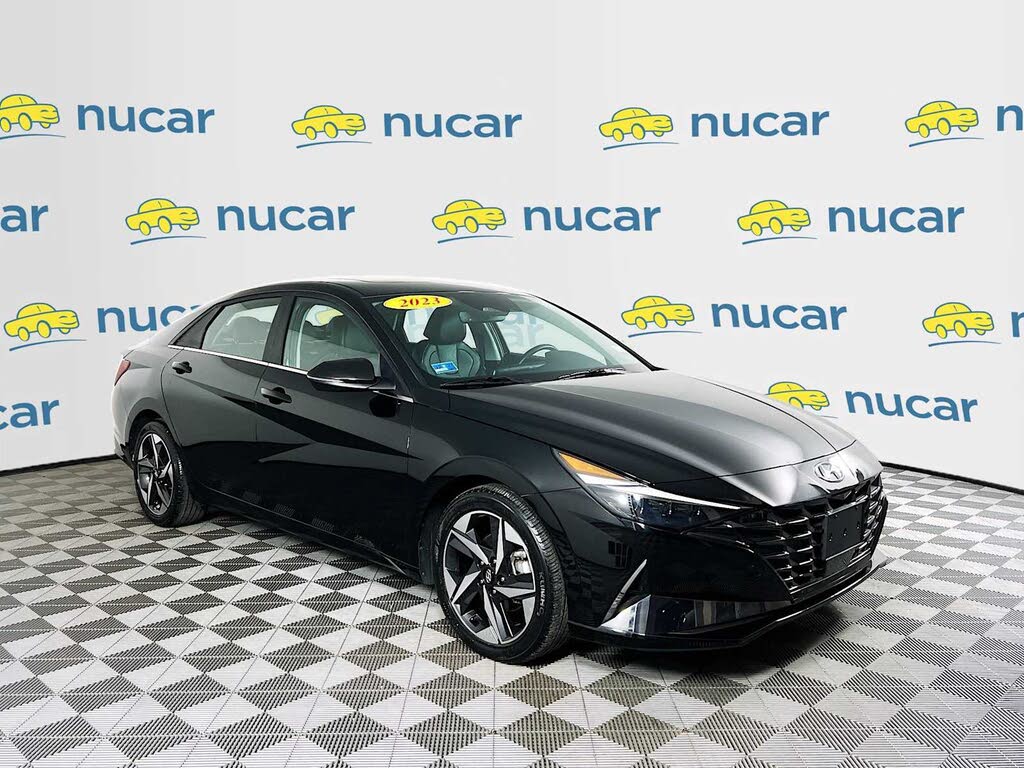 2023 Hyundai Elantra Limited FWD