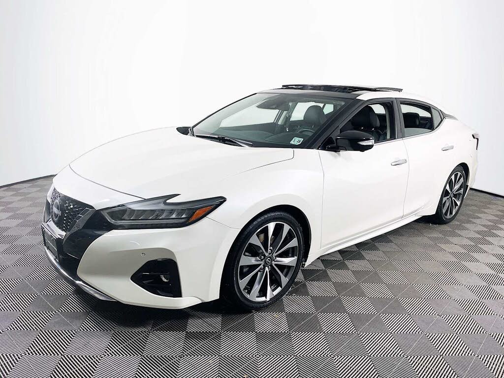 2023 Nissan Maxima Platinum FWD