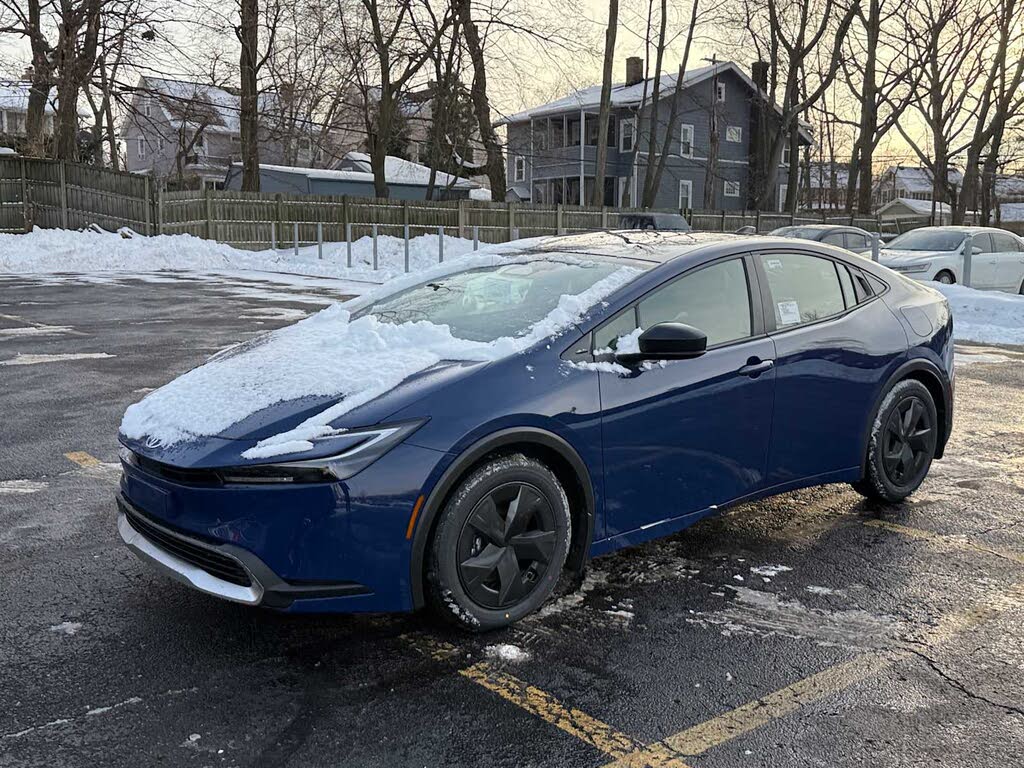 2026 Toyota Prius Plug-In Hybrid SE FWD