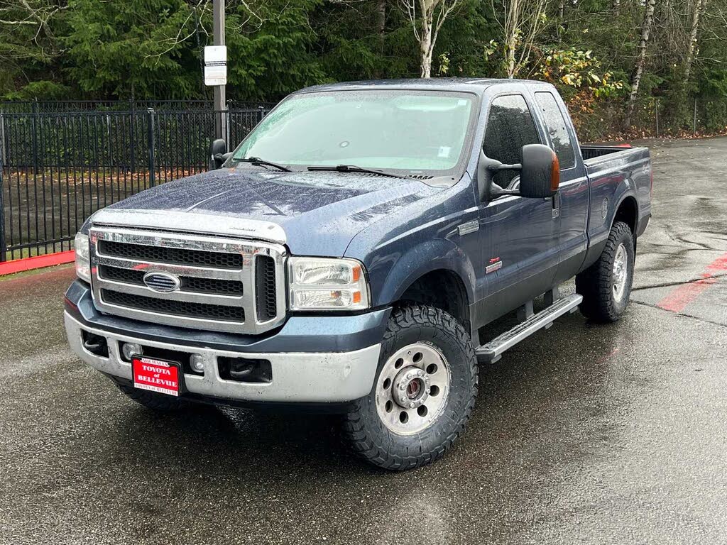 2005 Ford F-250 Super Duty XLT Extended Cab 4WD