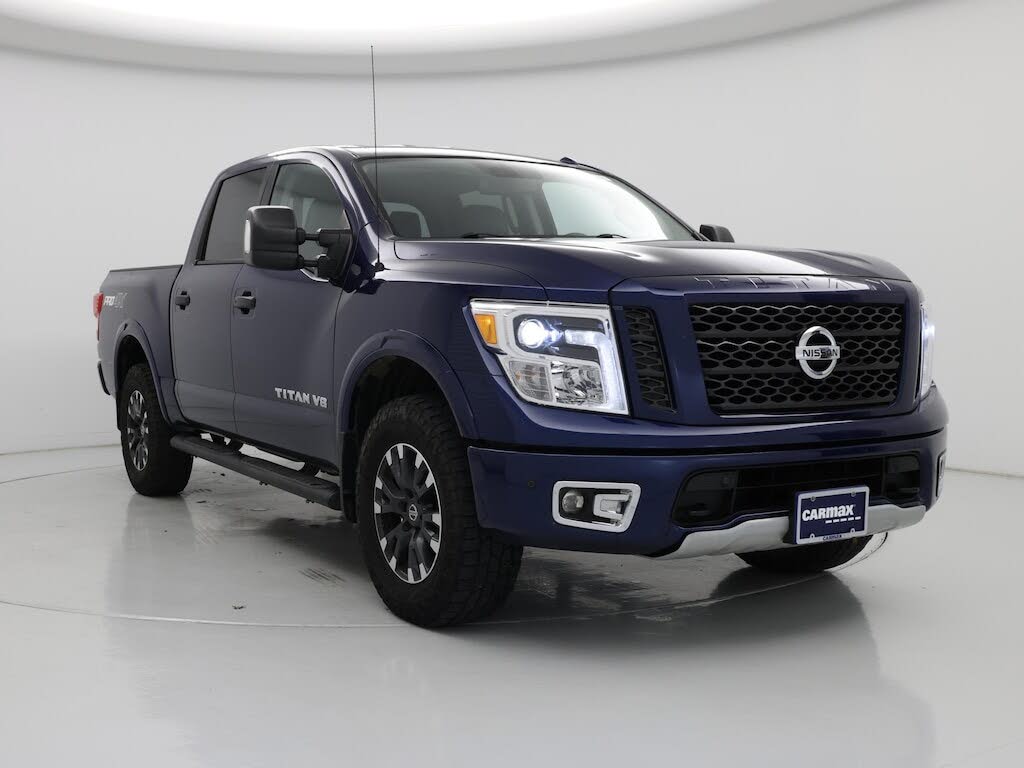 2018 Nissan Titan PRO-4X Crew Cab 4WD
