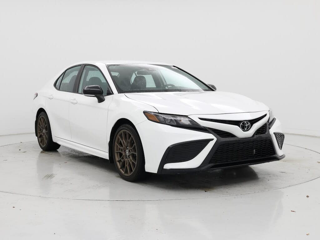 2023 Toyota Camry SE AWD