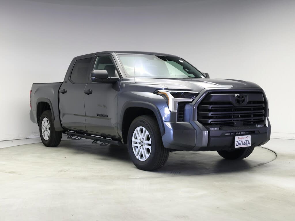 2025 Toyota Tundra SR5 CrewMax Cab RWD