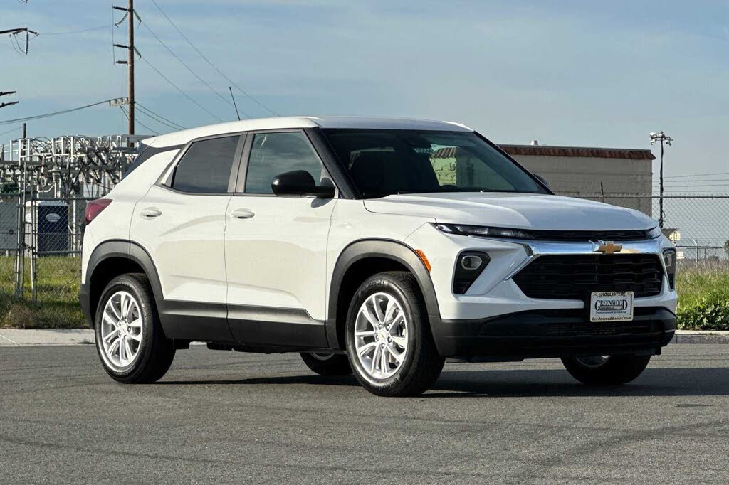 2026 Chevrolet Trailblazer LS FWD