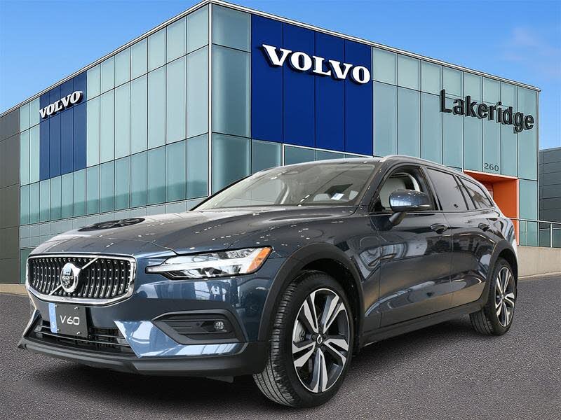 Volvo V60 Cross Country B5 Plus AWD 2025