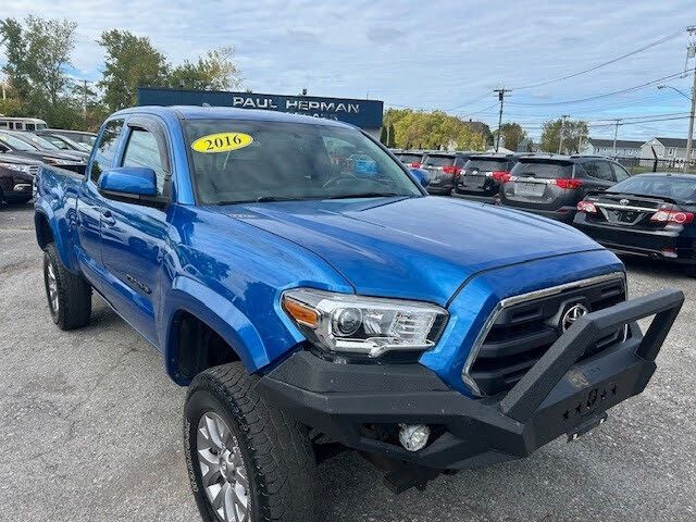 2016 Toyota Tacoma Access Cab V6 SR5 4WD
