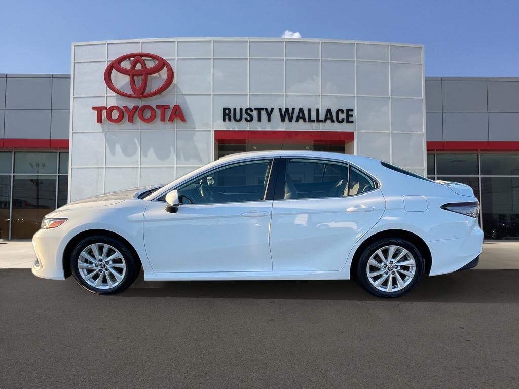 2024 Toyota Camry LE FWD