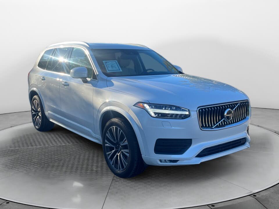 2021 Volvo XC90 T6 Momentum 7-Passenger AWD