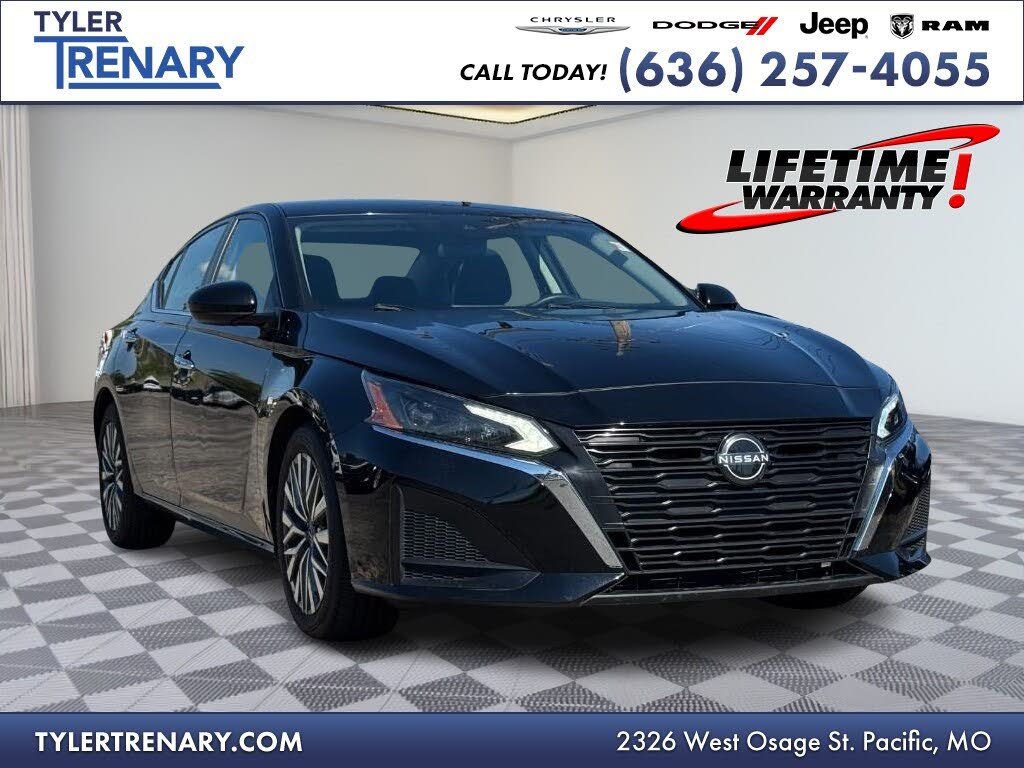 2023 Nissan Altima 2.5 SV FWD