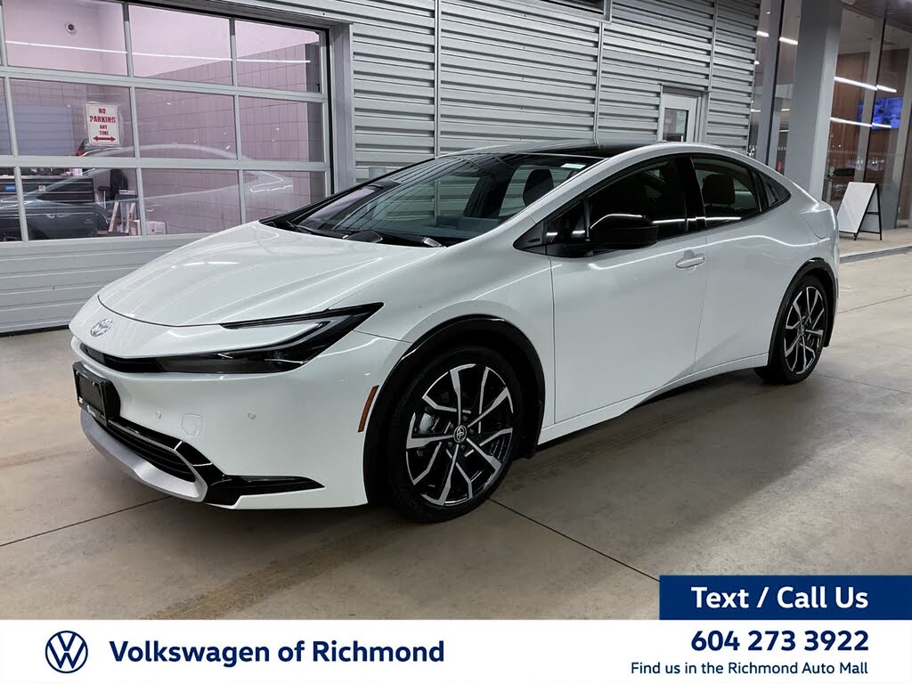 2025 Toyota Prius Plug-In Hybrid XSE FWD