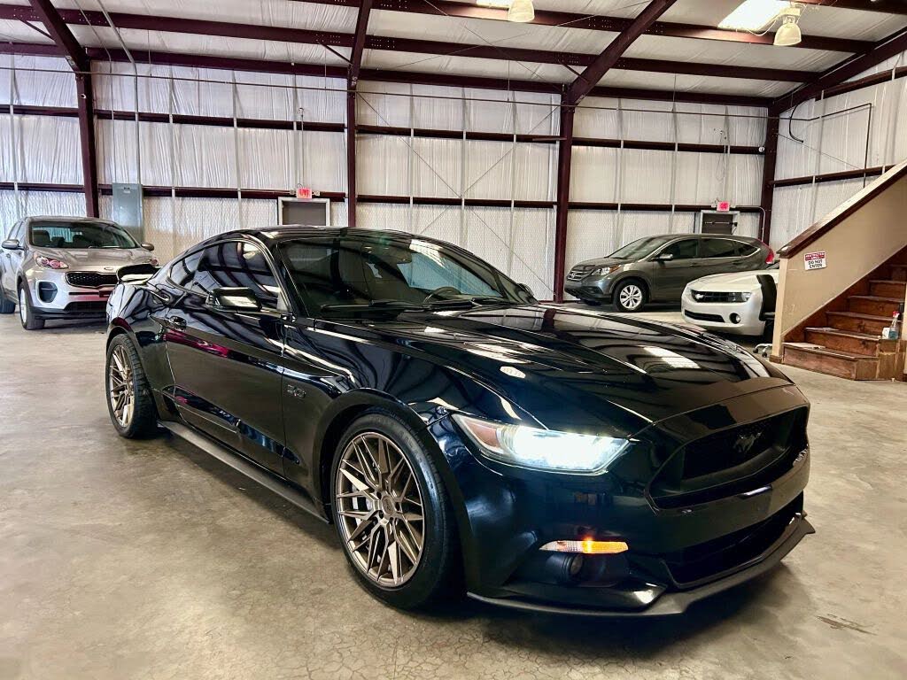 2015 Ford Mustang GT Premium Coupe RWD