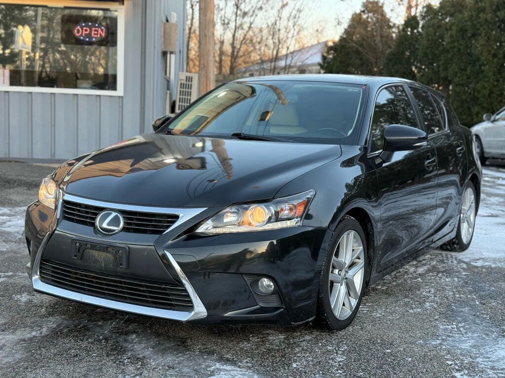 2017 Lexus CT Hybrid 200h FWD
