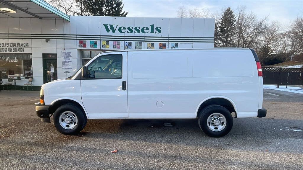 2019 Chevrolet Express Cargo 2500 RWD