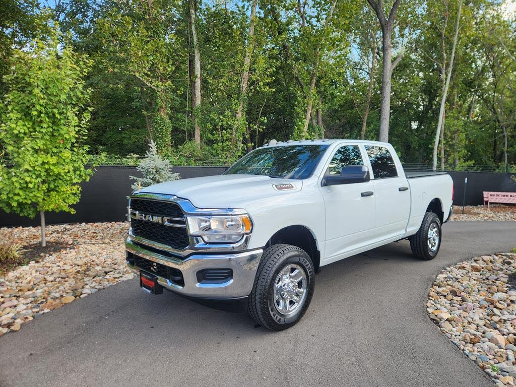 2022 RAM 2500 Tradesman Crew Cab 4WD