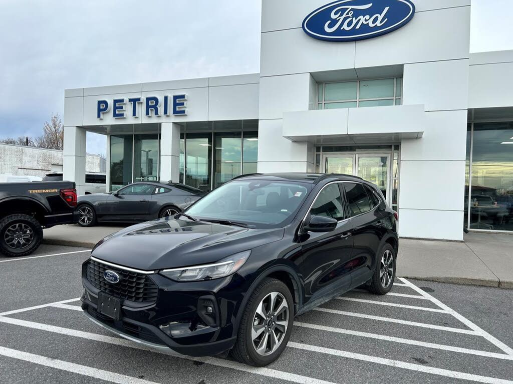 2025 Ford Escape Platinum AWD