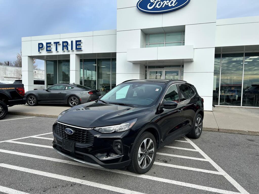 2025 Ford Escape Platinum AWD