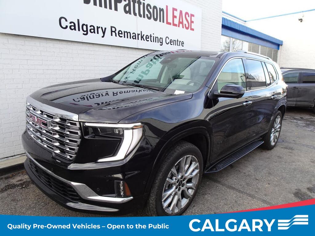 2025 GMC Acadia Denali AWD