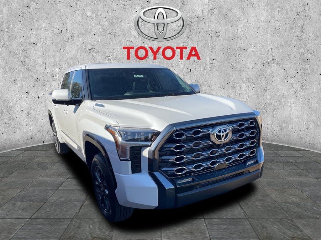2025 Toyota Tundra Hybrid Platinum HV CrewMax Cab 4WD