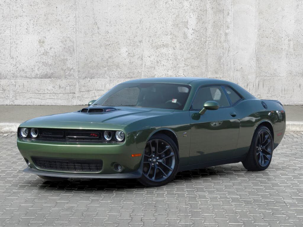 2022 Dodge Challenger R/T Scat Pack RWD