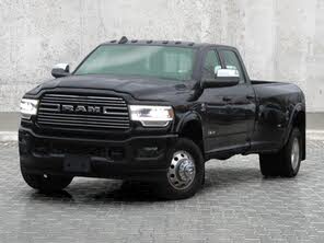 RAM 3500 Laramie Crew Cab LB DRW 4WD