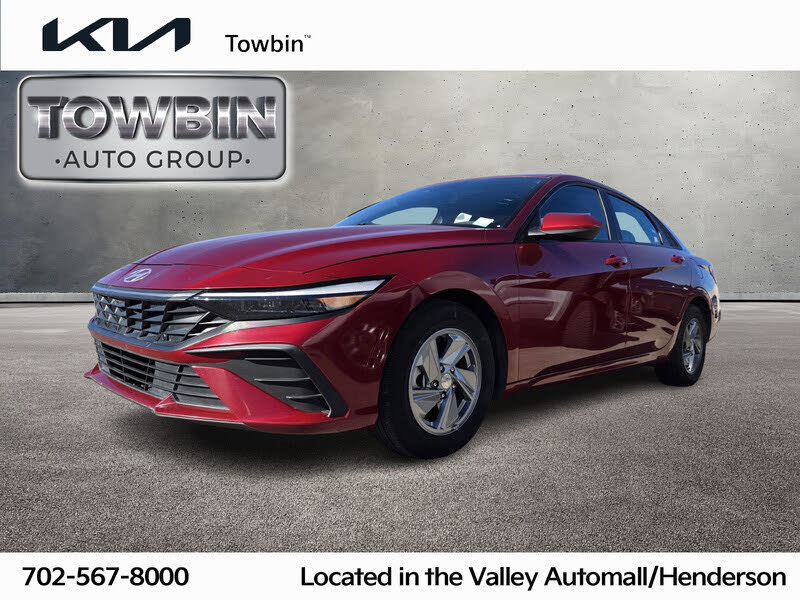 2024 Hyundai Elantra SE FWD