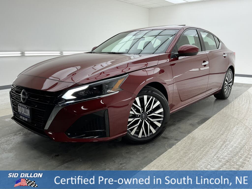 2024 Nissan Altima 2.5 SV FWD