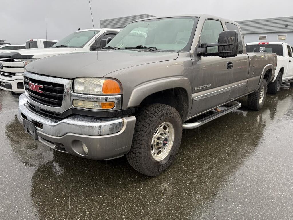 2007 GMC Sierra 2500HD Classic 2 Dr SLE1 Extended Cab 4WD