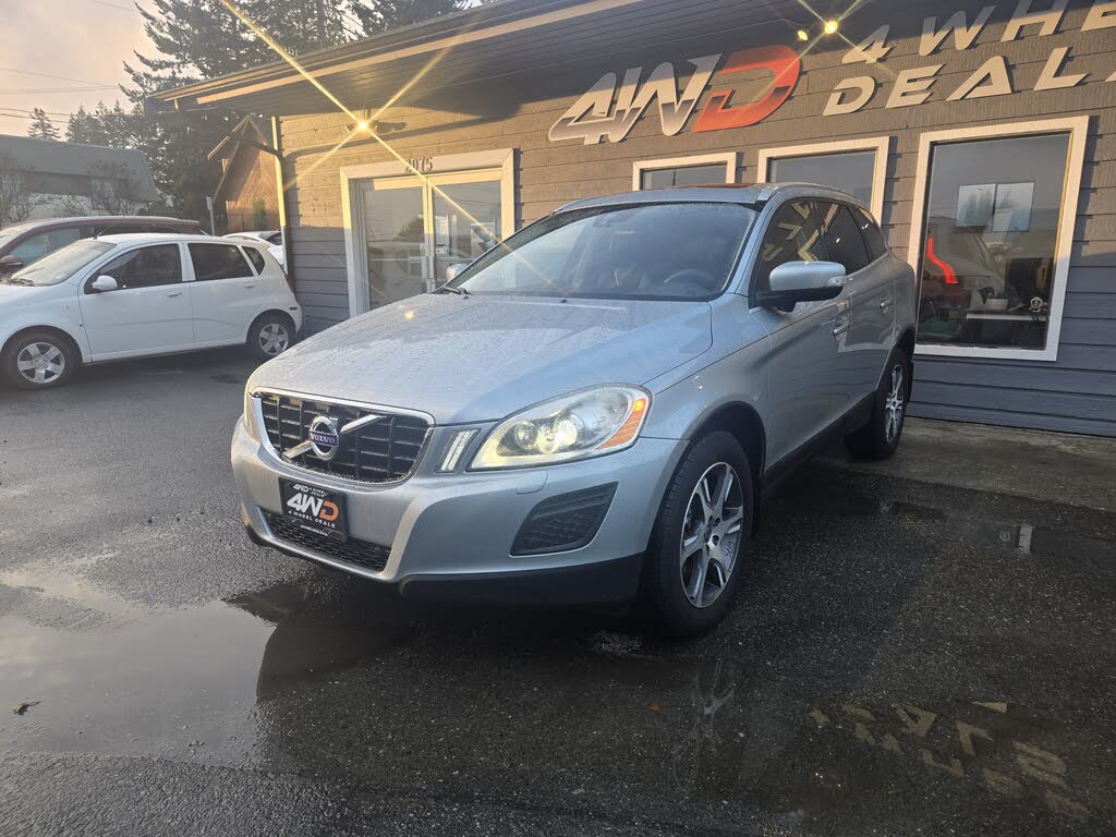 2013 Volvo XC60 T6 Platinum AWD