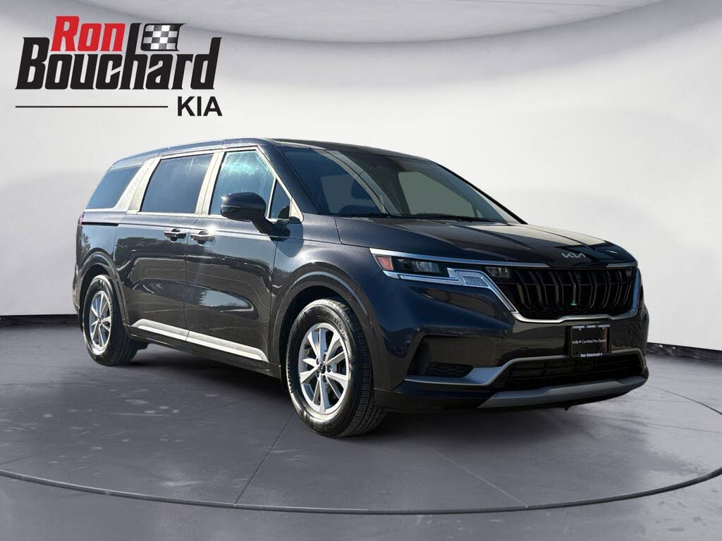 2022 Kia Carnival LX FWD