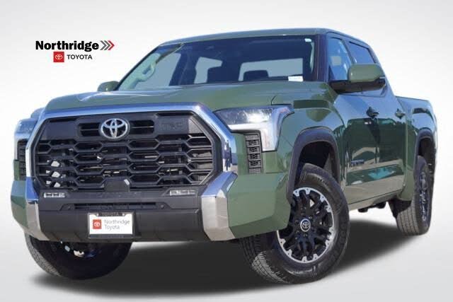 2022 Toyota Tundra SR5 CrewMax Cab 4WD