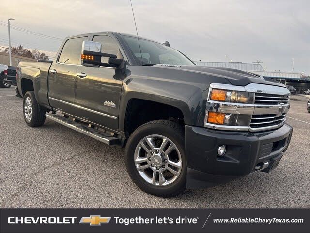 2017 Chevrolet Silverado 2500HD High Country Crew Cab 4WD