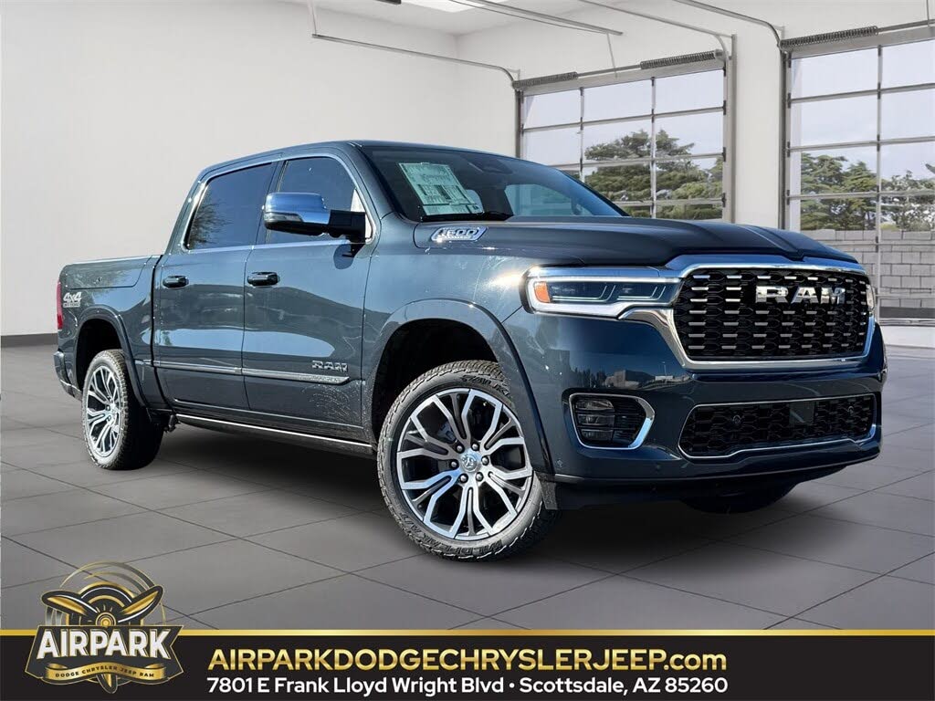 2026 RAM 1500 Tungsten Crew Cab 4WD