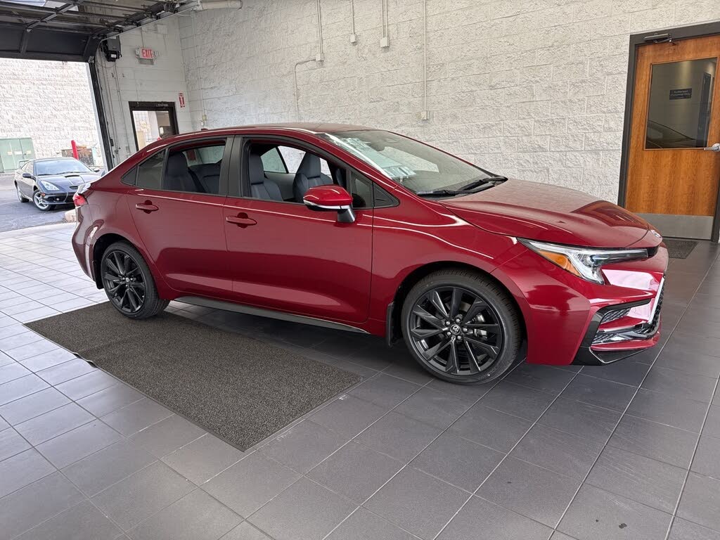 2026 Toyota Corolla Hybrid SE FWD