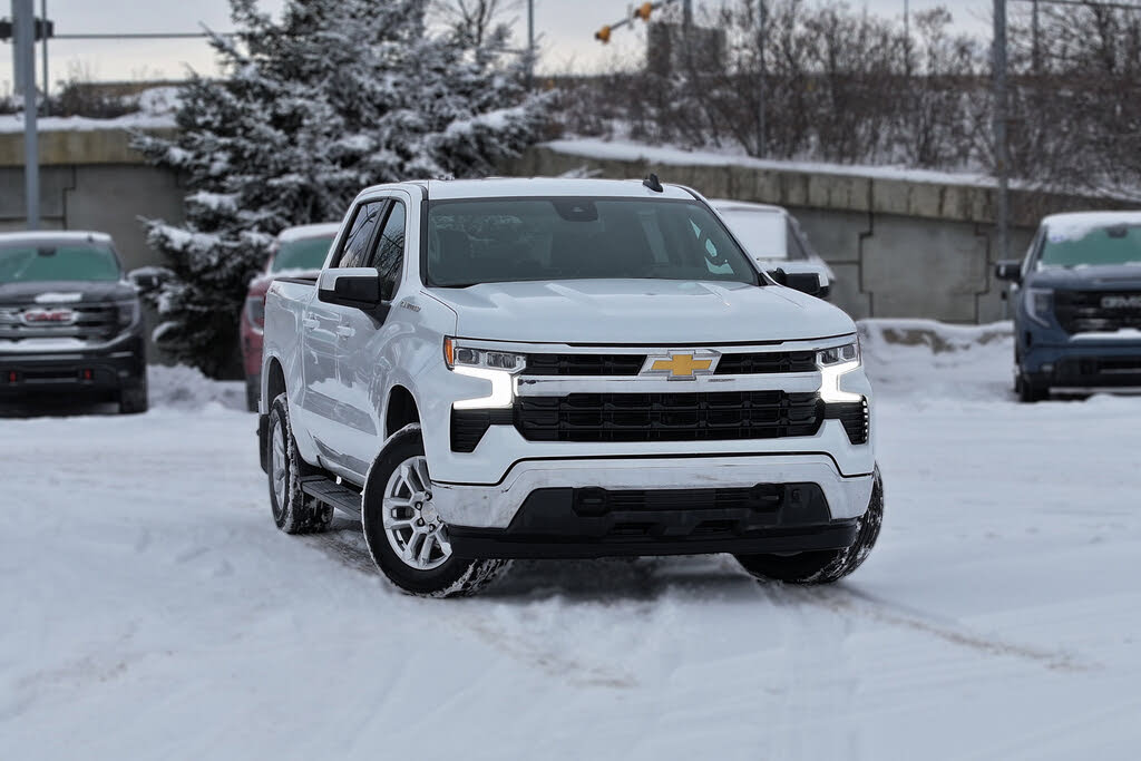 Chevrolet Silverado 1500 LT Crew Cab 4WD 2023